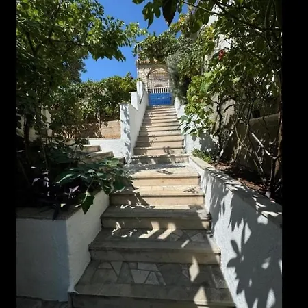 Rose Apartman