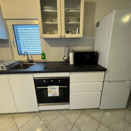 Apartament Rose *